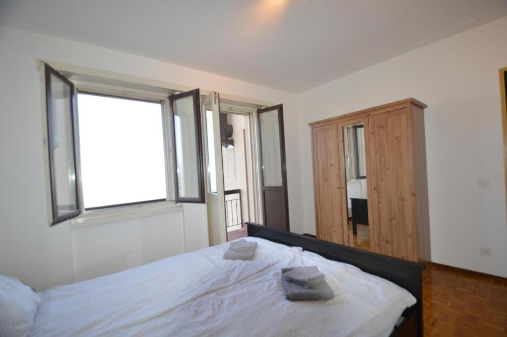The View Cademario Lake Lugano Apartment With Private Parking & Self Check-In ภายนอก รูปภาพ
