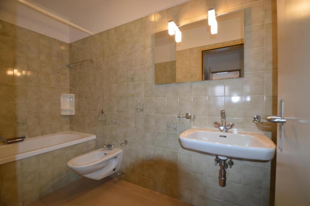 The View Cademario Lake Lugano Apartment With Private Parking & Self Check-In ภายนอก รูปภาพ